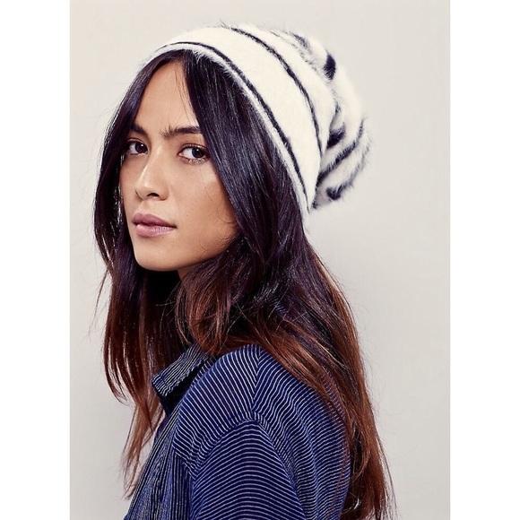 Free People Accessories - Free People Fuzzy Beanie Hat
